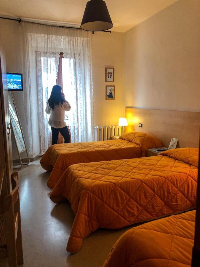 Albergo Ristorante La Torretta Castiglione dei Pepoli Eksteriør billede