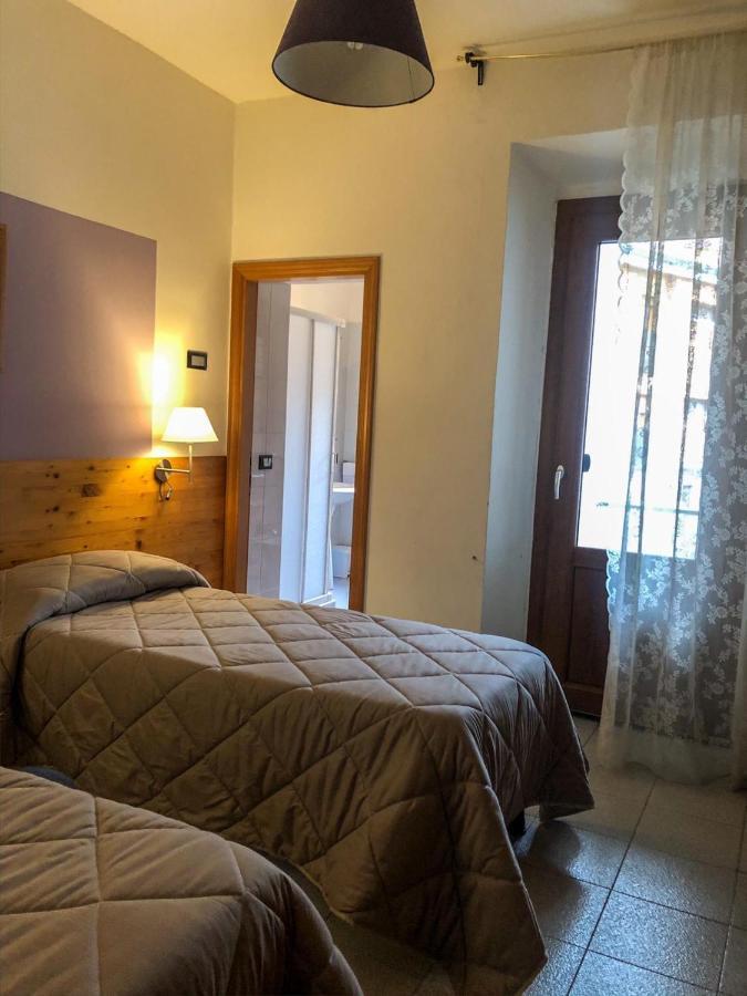 Albergo Ristorante La Torretta Castiglione dei Pepoli Eksteriør billede